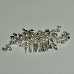 Silver Bridal Bride Wedding Day Hair Comb Accessory Rhinestones Pearls 5.5” x 2”